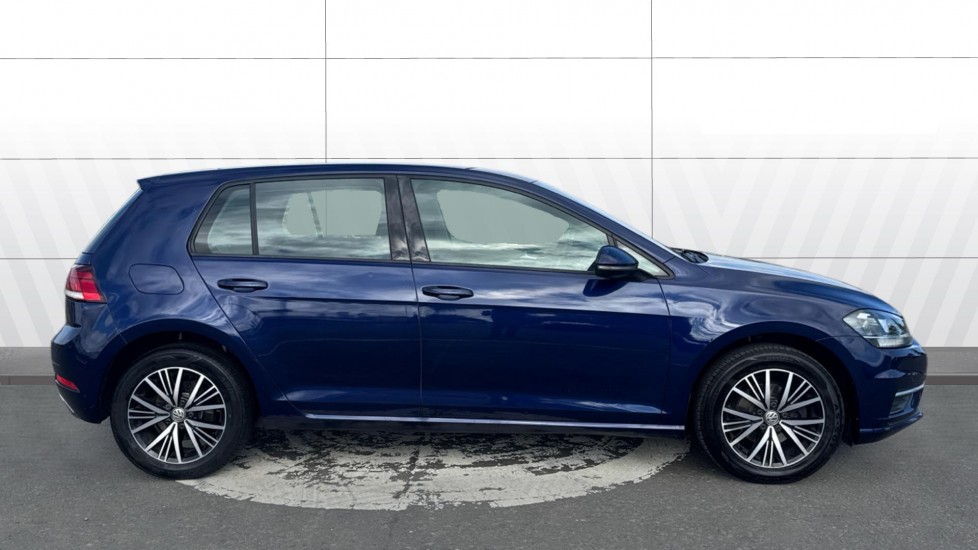 Volkswagen Golf 1.0 TSI 110 SE [Nav] 5dr Petrol Hatchback - Image 5