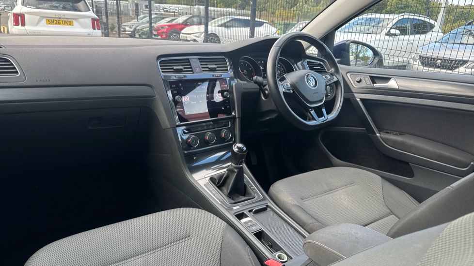 Volkswagen Golf 1.0 TSI 110 SE [Nav] 5dr Petrol Hatchback - Image 9