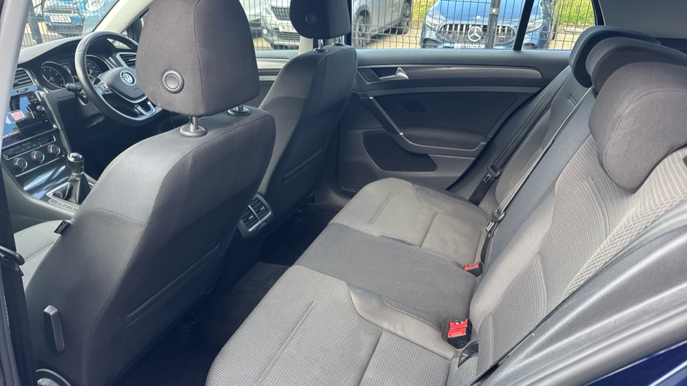 Volkswagen Golf 1.0 TSI 110 SE [Nav] 5dr Petrol Hatchback - Image 16