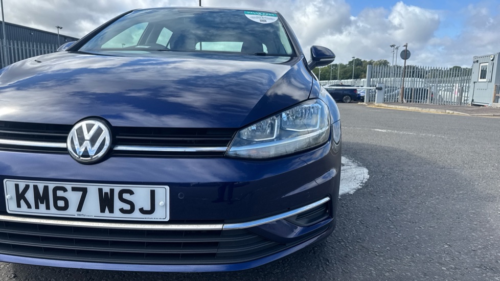 Volkswagen Golf 1.0 TSI 110 SE [Nav] 5dr Petrol Hatchback - Image 25