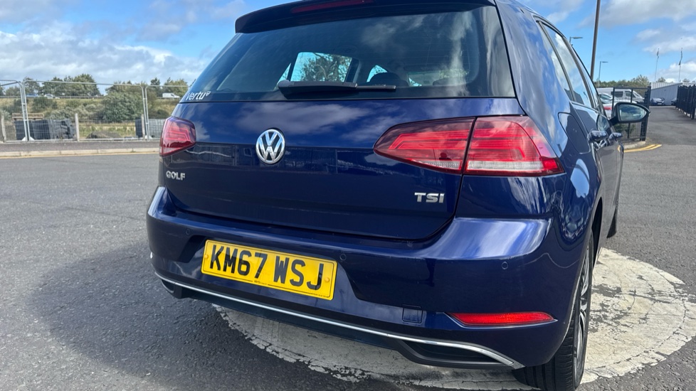 Volkswagen Golf 1.0 TSI 110 SE [Nav] 5dr Petrol Hatchback - Image 29