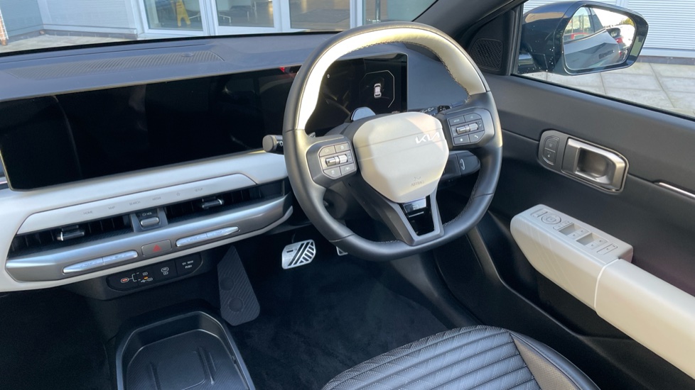 Kia EV4 150kW GT-Line 81kWh 5dr Auto Electric Hatchback - Image 9