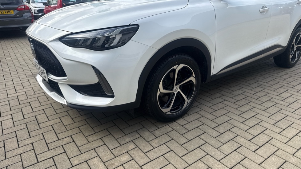 MG HS 1.5 T-GDI Trophy 5dr Petrol Hatchback - Image 21