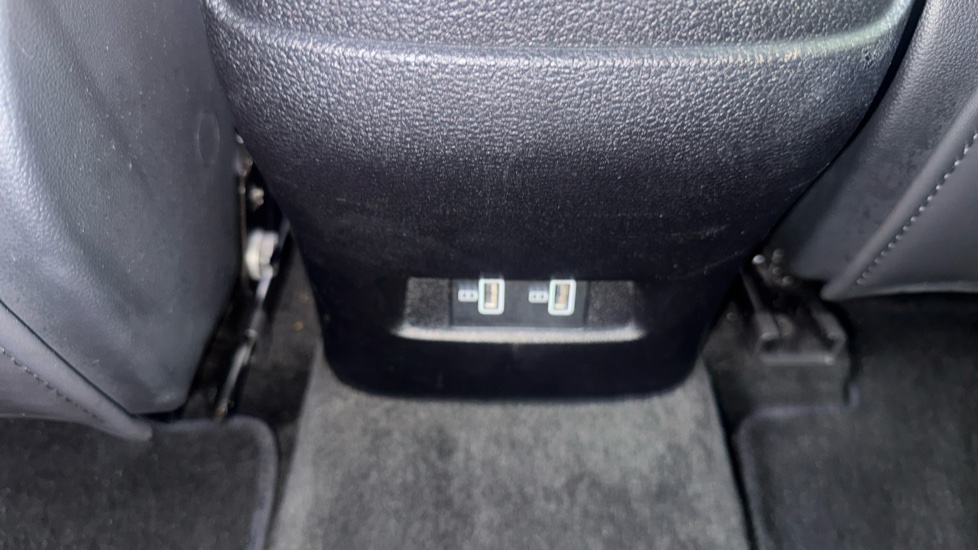 MG HS 1.5 T-GDI Trophy 5dr Petrol Hatchback - Image 32