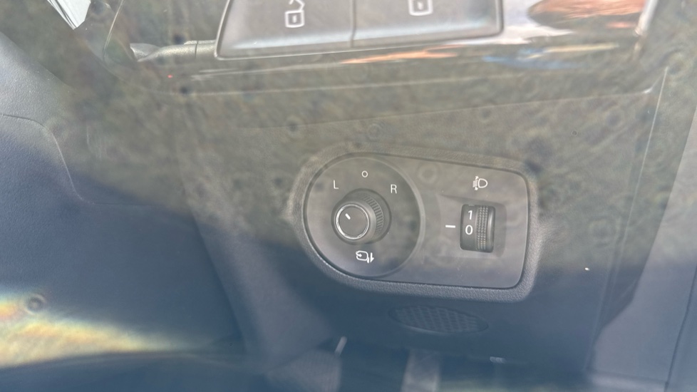 MG MG3 1.5 Hybrid Trophy 5dr Auto Hybrid Hatchback - Image 38