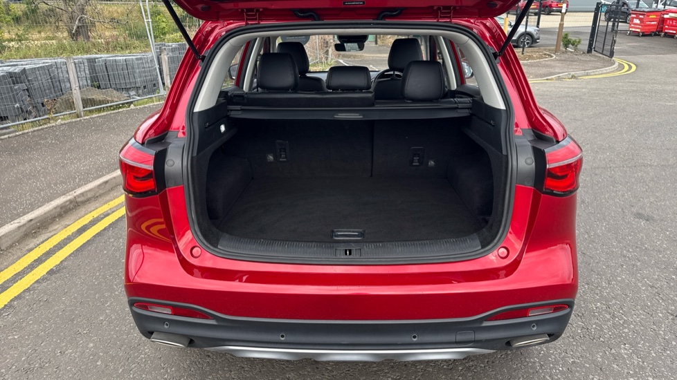MG HS 1.5 T-GDI Excite 5dr DCT Petrol Hatchback - Image 4