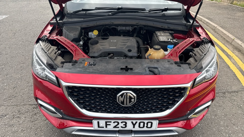 MG HS 1.5 T-GDI Excite 5dr DCT Petrol Hatchback - Image 8