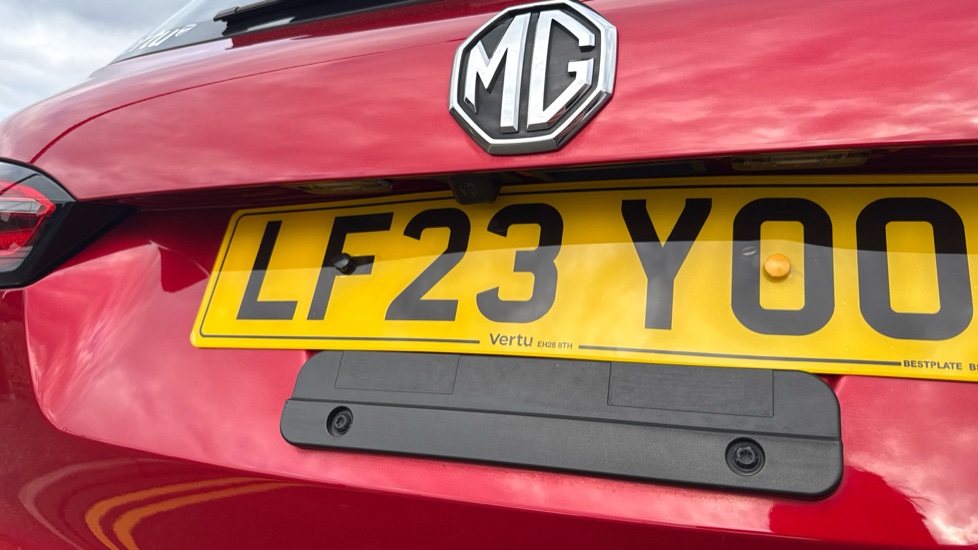 MG HS 1.5 T-GDI Excite 5dr DCT Petrol Hatchback - Image 27