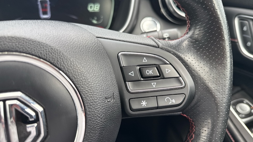 MG HS 1.5 T-GDI Excite 5dr DCT Petrol Hatchback - Image 30