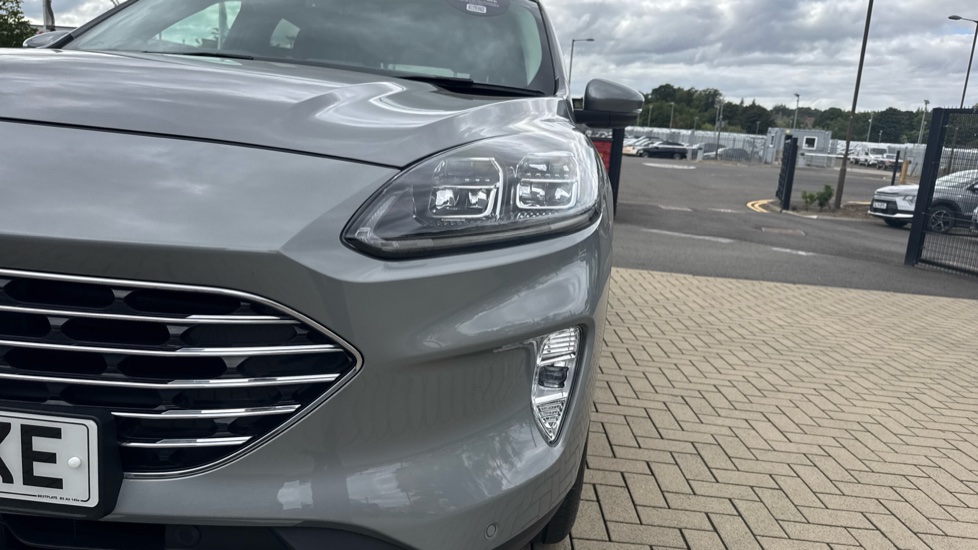 Ford Kuga 1.5 EcoBoost 150 Titanium Edition 5dr Petrol Estate - Image 26