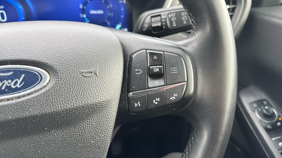 Ford Kuga 1.5 EcoBoost 150 Titanium Edition 5dr Petrol Estate - Image 33