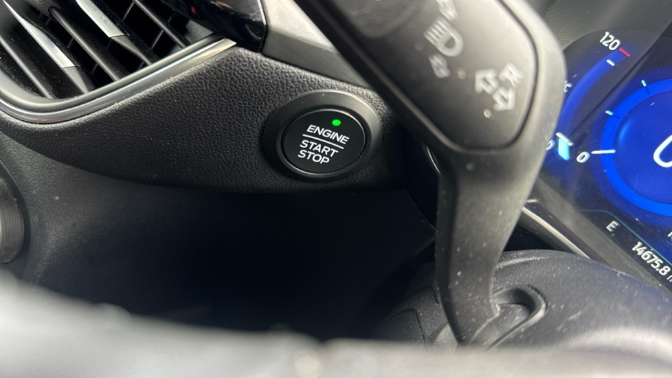 Ford Kuga 1.5 EcoBoost 150 Titanium Edition 5dr Petrol Estate - Image 49