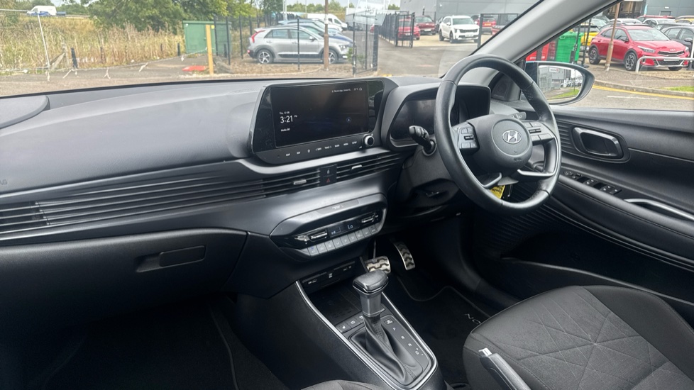 Hyundai BAYON 1.0 TGDi [120] 48V MHEV Premium 5dr DCT Petrol Hatchback - Image 9