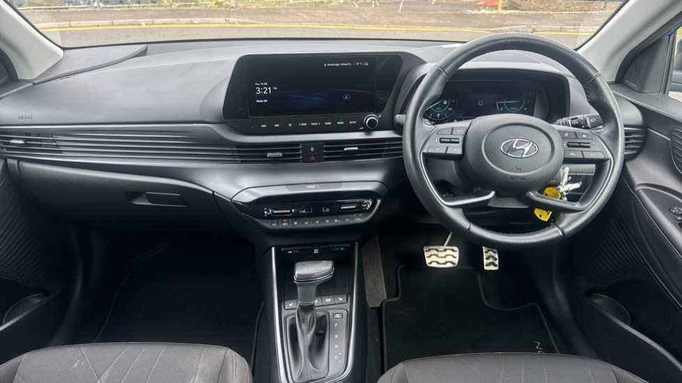 Hyundai BAYON 1.0 TGDi [120] 48V MHEV Premium 5dr DCT Petrol Hatchback - Image 10