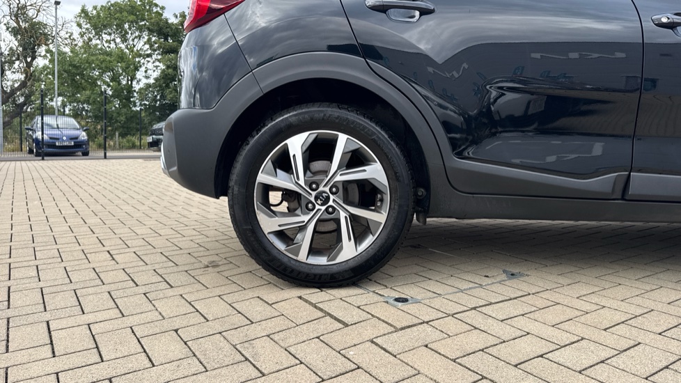 Kia Stonic 1.0T GDi 48V GT-Line 5dr Petrol Estate - Image 7