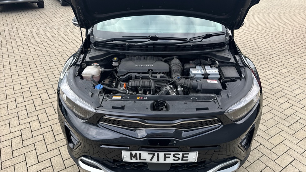 Kia Stonic 1.0T GDi 48V GT-Line 5dr Petrol Estate - Image 8