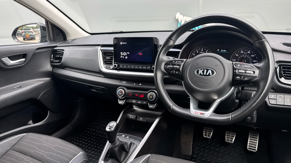 Kia Stonic 1.0T GDi 48V GT-Line 5dr Petrol Estate - Image 11