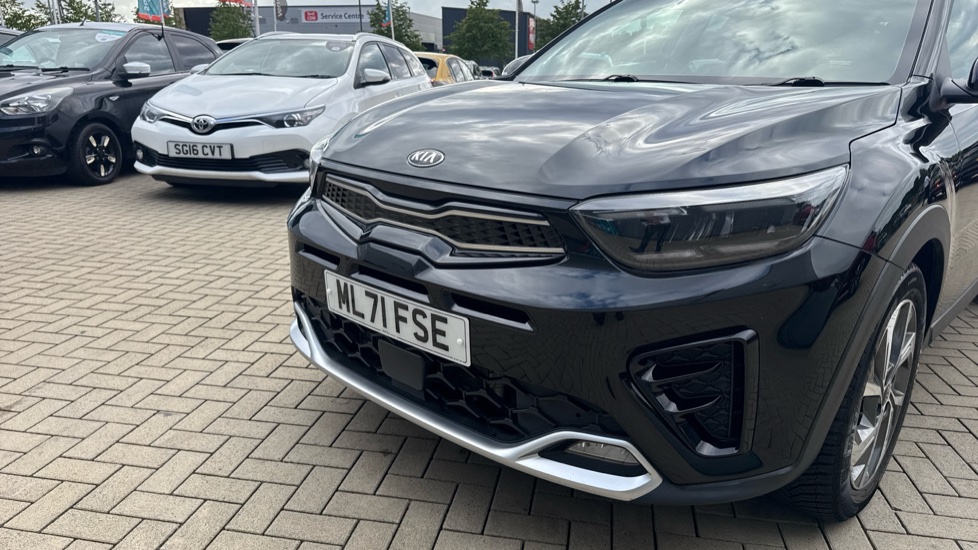 Kia Stonic 1.0T GDi 48V GT-Line 5dr Petrol Estate - Image 28
