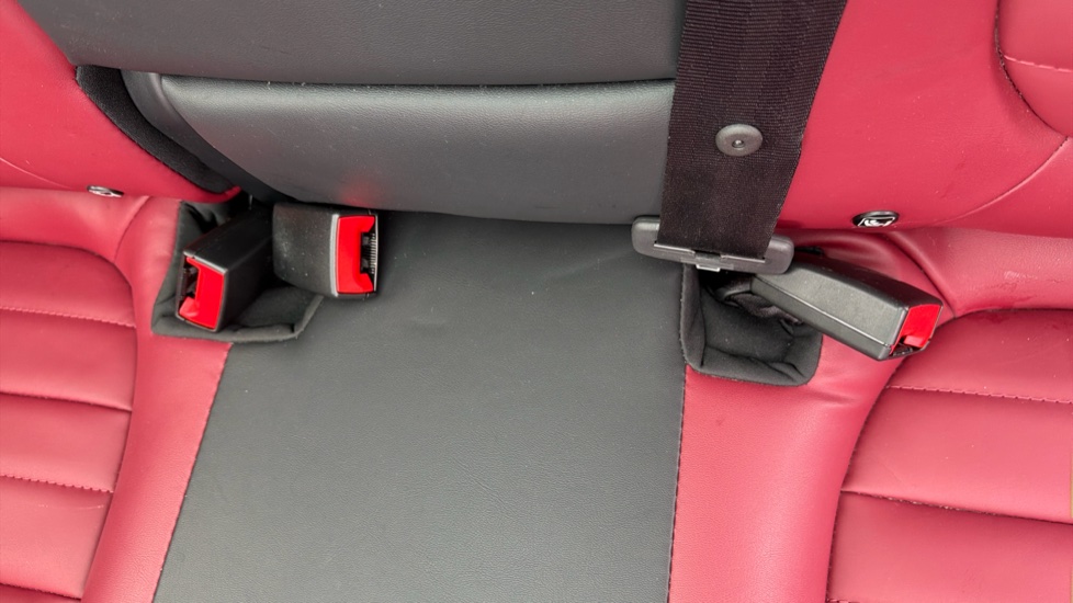 MG HS 1.5 T-GDI Exclusive 5dr DCT Petrol Hatchback - Image 17