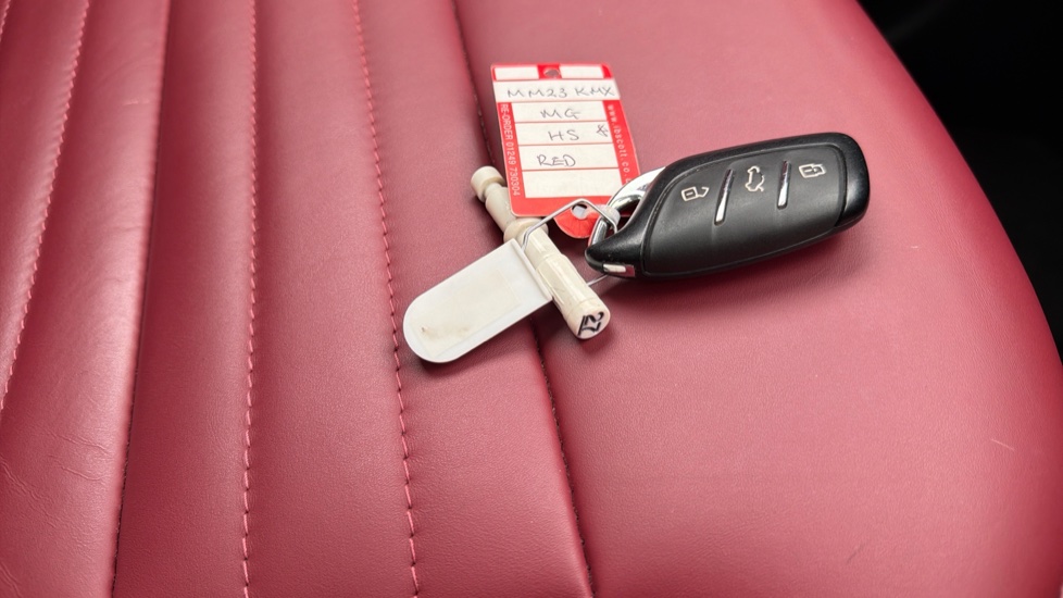 MG HS 1.5 T-GDI Exclusive 5dr DCT Petrol Hatchback - Image 20
