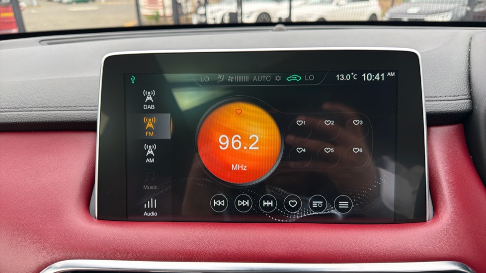 MG HS 1.5 T-GDI Exclusive 5dr DCT Petrol Hatchback - Image 22