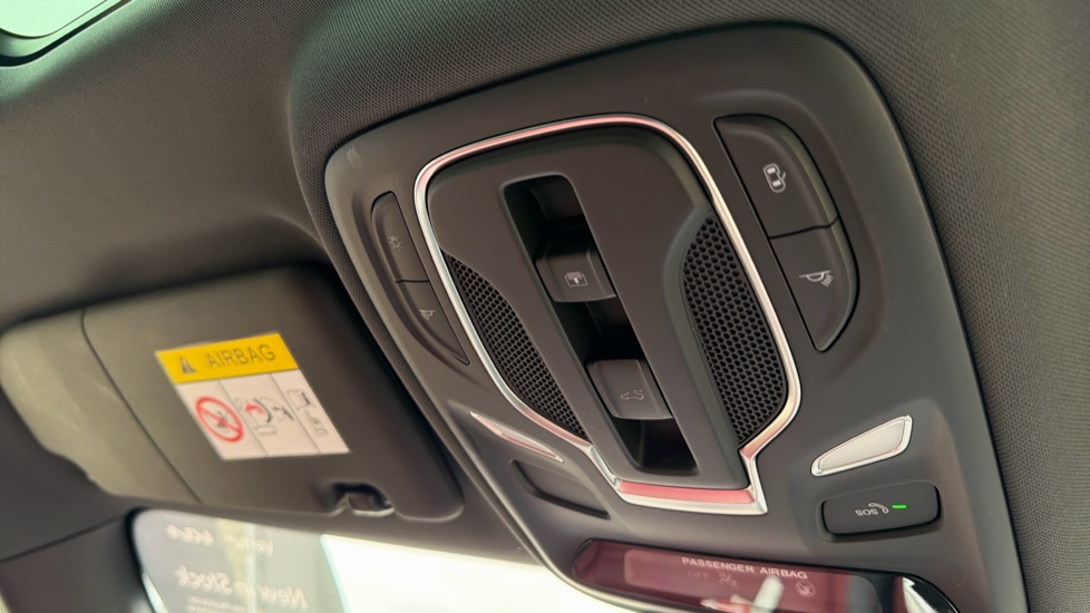 MG HS 1.5 T-GDI Exclusive 5dr DCT Petrol Hatchback - Image 40