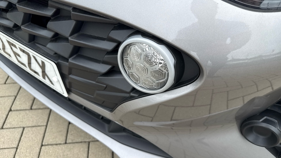 Hyundai i10 1.0 MPi SE Connect 5dr Auto Petrol Hatchback - Image 24