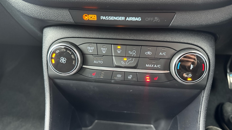 Ford Fiesta 1.0 EcoBoost Hybrid mHEV 125 ST-Line X 5dr Petrol Hatchback - Image 38
