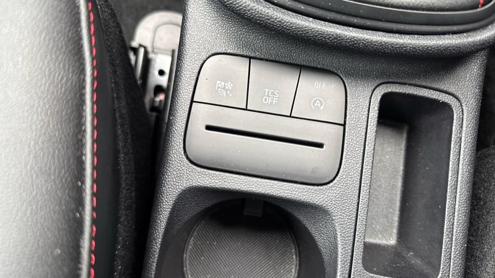 Ford Fiesta 1.0 EcoBoost Hybrid mHEV 125 ST-Line X 5dr Petrol Hatchback - Image 40