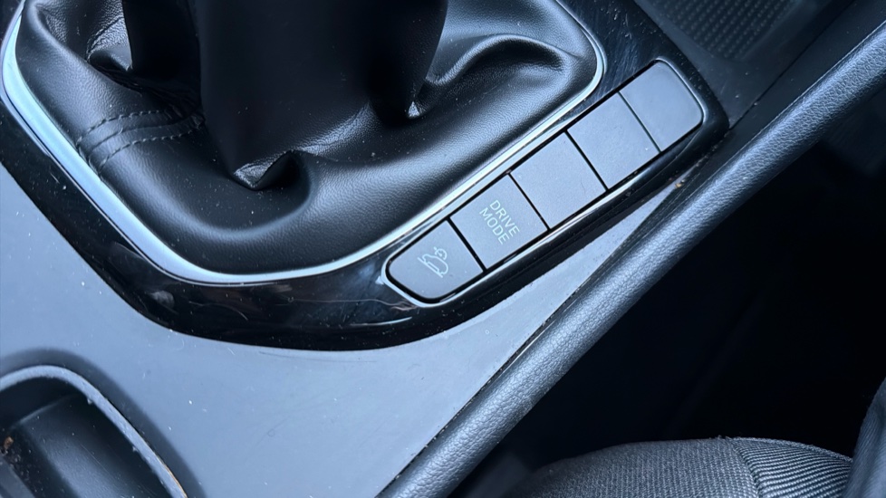 Hyundai TUCSON 1.6 TGDi SE Connect 5dr 2WD Petrol Estate - Image 33