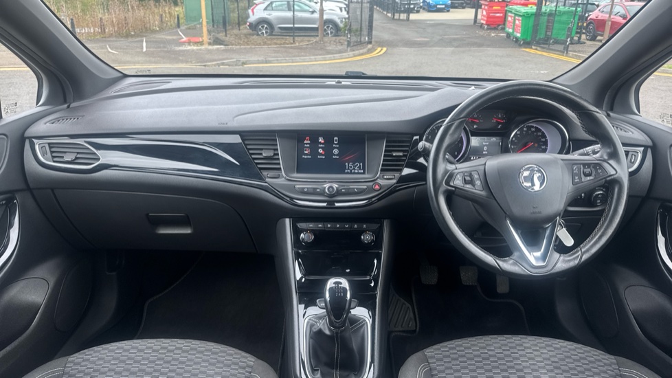 Vauxhall Astra 1.4T 16V 150 SRi 5dr Petrol Hatchback - Image 10