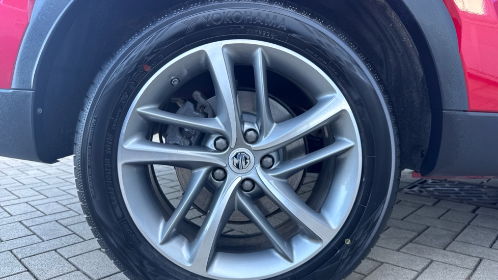 MG HS 1.5 T-GDI Exclusive 5dr Petrol Hatchback - Image 7