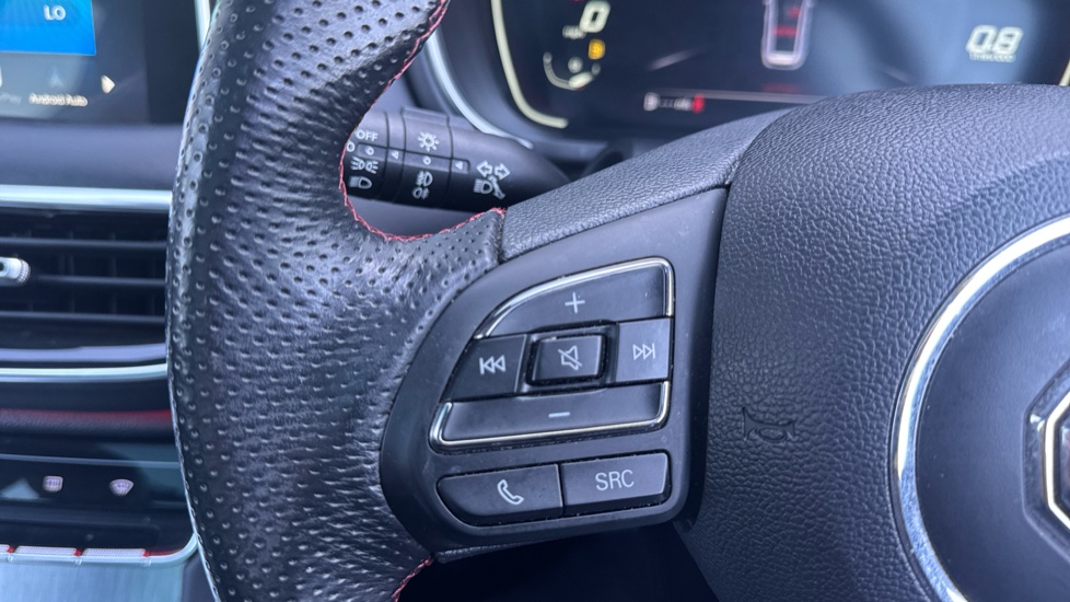 MG HS 1.5 T-GDI Exclusive 5dr Petrol Hatchback - Image 23