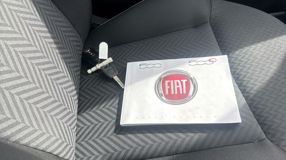 Fiat 500 1.2 Pop 3dr Petrol Hatchback - Image 19