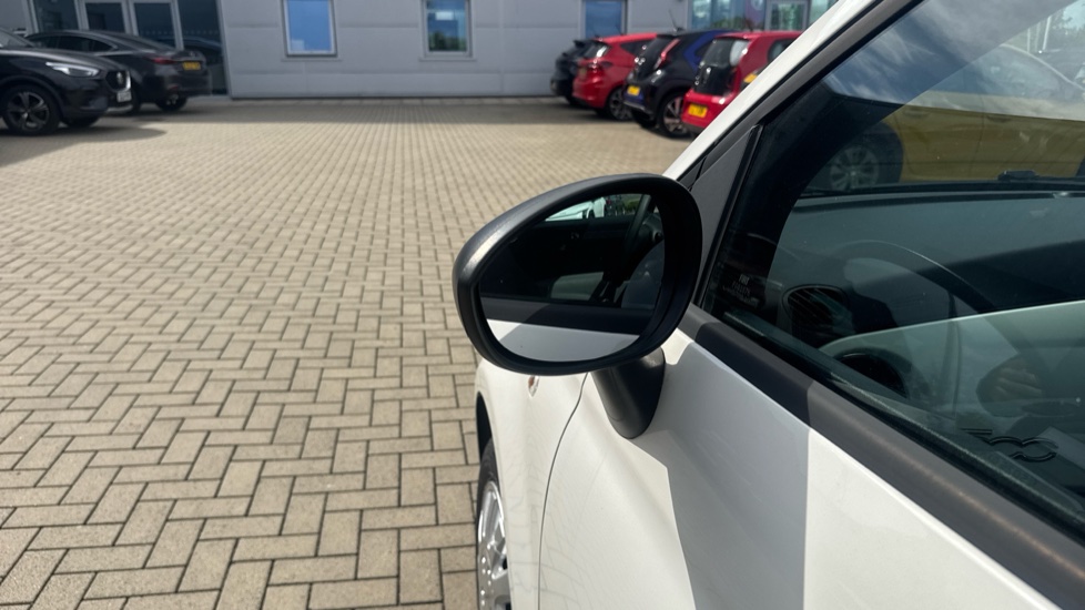 Fiat 500 1.2 Pop 3dr Petrol Hatchback - Image 23