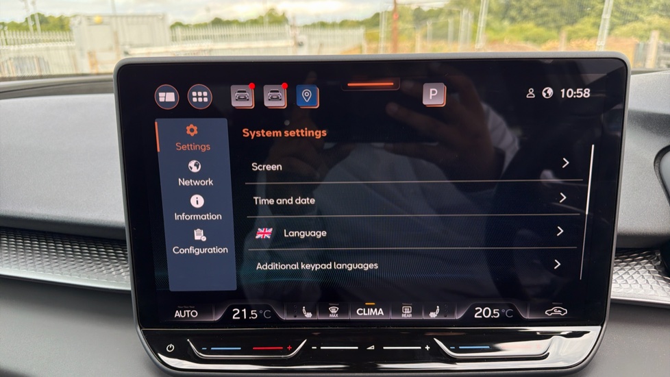 CUPRA Terramar 1.5 eTSI 150 V2 5dr DSG Petrol Hatchback - Image 34