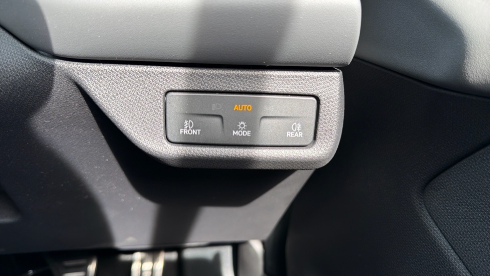 CUPRA Terramar 1.5 eTSI 150 V2 5dr DSG Petrol Hatchback - Image 57