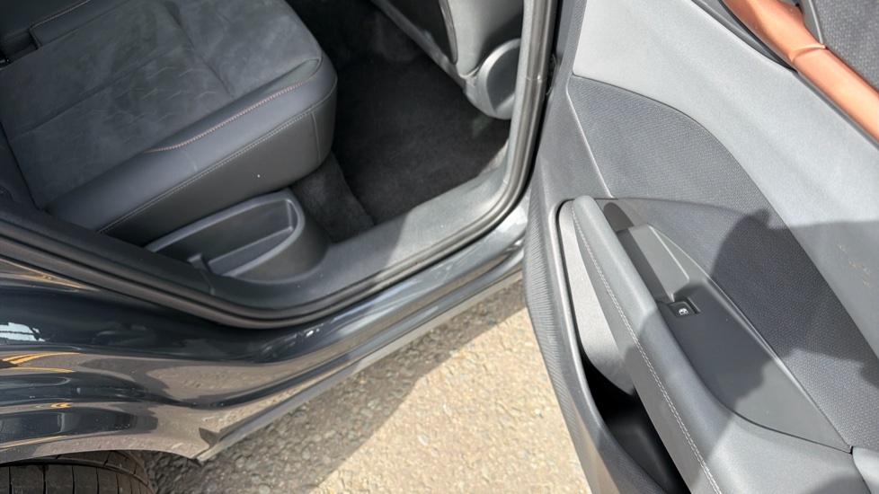 CUPRA Terramar 1.5 eTSI 150 V2 5dr DSG Petrol Hatchback - Image 65