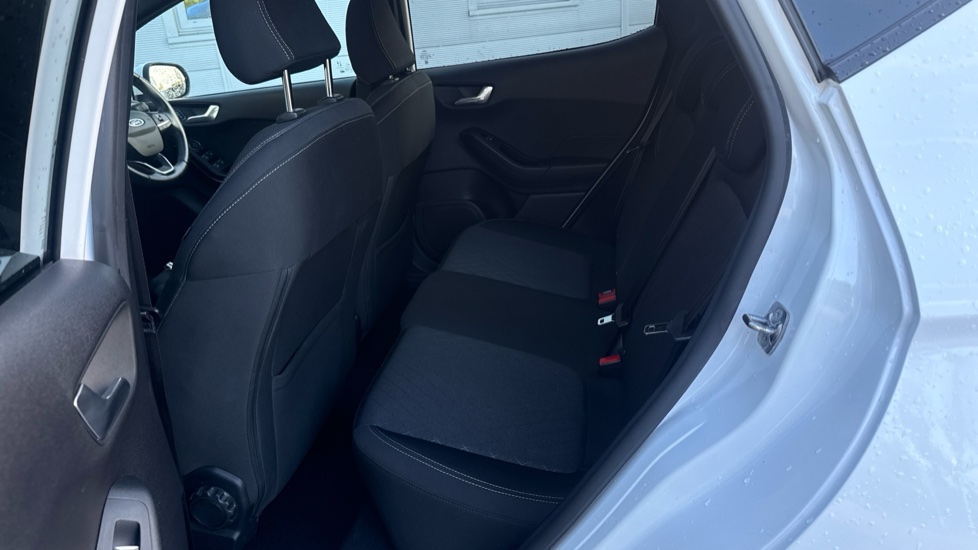 Ford Fiesta 1.0 EcoBoost Hybrid mHEV 125 Active Edition 5dr Petrol Hatchback - Image 16