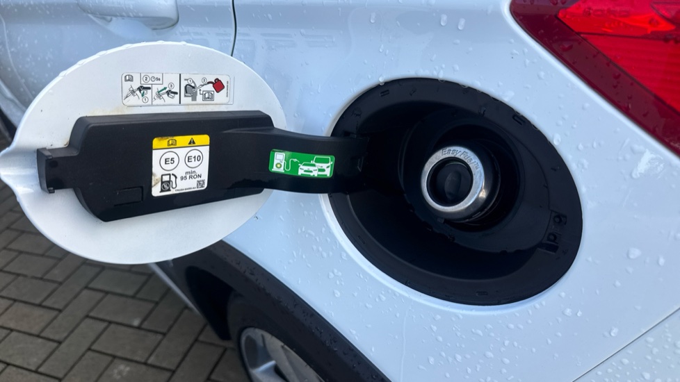 Ford Fiesta 1.0 EcoBoost Hybrid mHEV 125 Active Edition 5dr Petrol Hatchback - Image 31