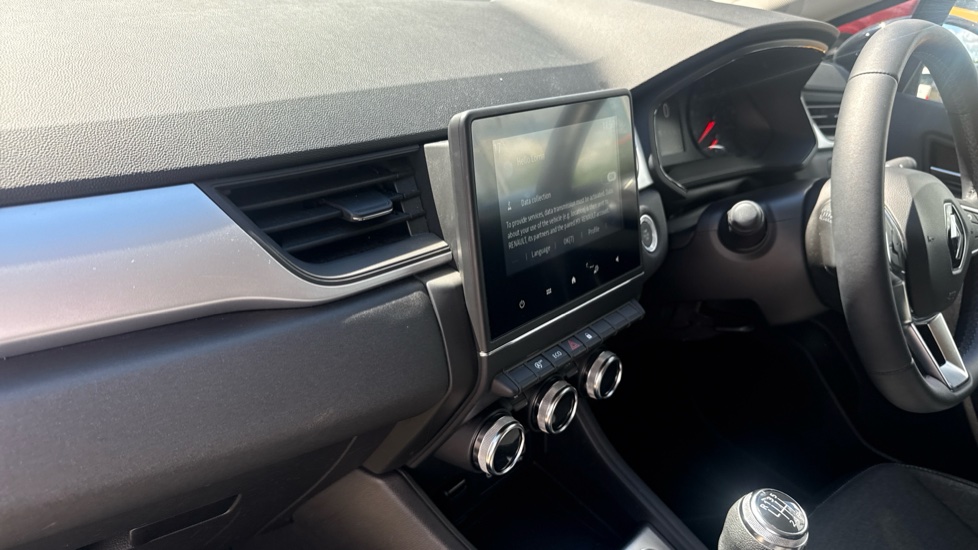 Renault Captur 1.0 TCE 90 Evolution 5dr Petrol Hatchback - Image 14