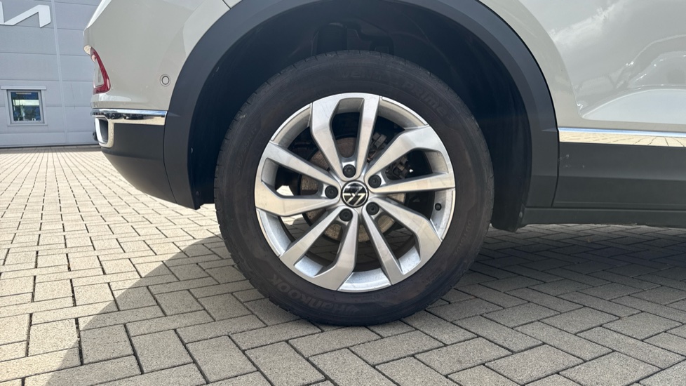 Volkswagen T-Roc 1.5 TSI Style 5dr Petrol Hatchback - Image 7