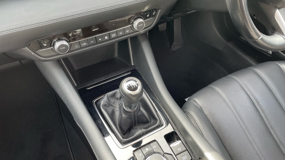 Mazda 6 2.0 Skyactiv-G Sport 4dr Petrol Saloon - Image 13