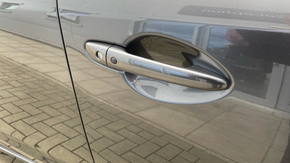 Mazda 6 2.0 Skyactiv-G Sport 4dr Petrol Saloon - Image 21