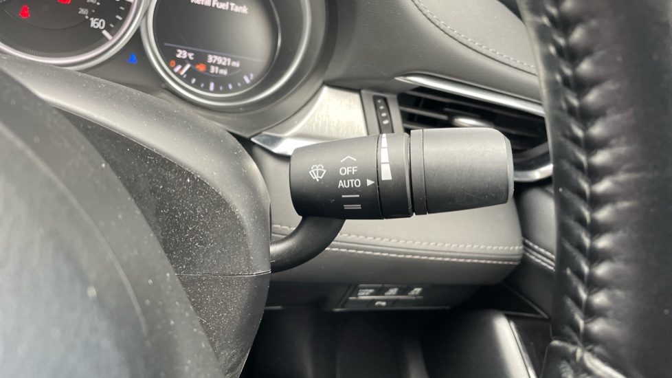 Mazda 6 2.0 Skyactiv-G Sport 4dr Petrol Saloon - Image 33