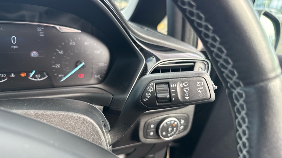 Ford Fiesta 1.0 EcoBoost Titanium 3dr Petrol Hatchback - Image 35