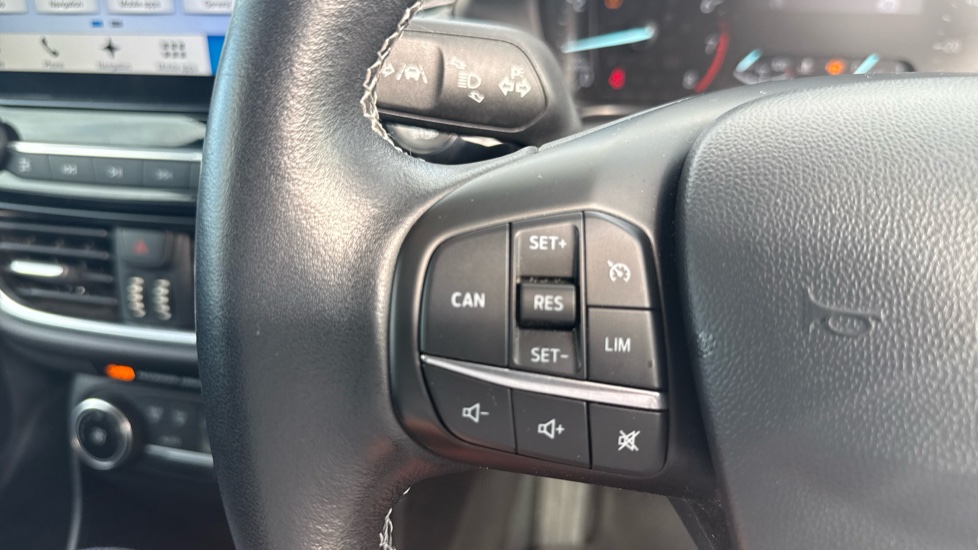 Ford Fiesta 1.0 EcoBoost Titanium 3dr Petrol Hatchback - Image 36