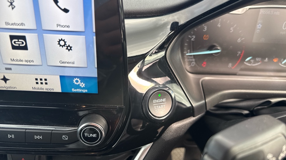 Ford Fiesta 1.0 EcoBoost Titanium 3dr Petrol Hatchback - Image 38