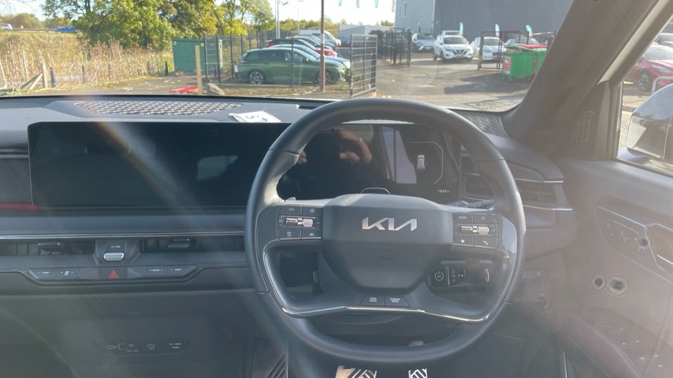Kia EV9 282kW GT-Line S 99.8kWh AWD 5dr [7St] Auto Electric Estate - Image 10