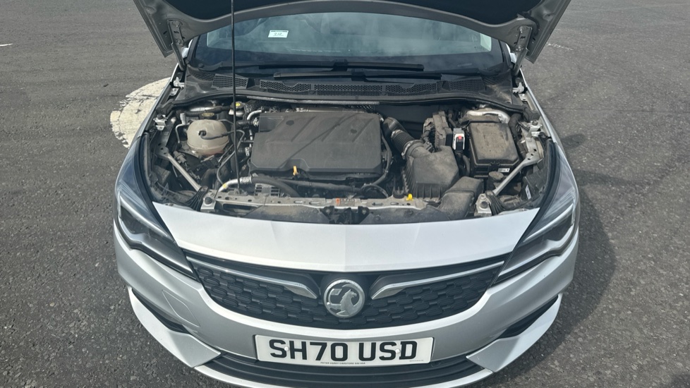 Vauxhall Astra 1.5 Turbo D 105 Business Edition Nav 5dr Diesel Hatchback - Image 8